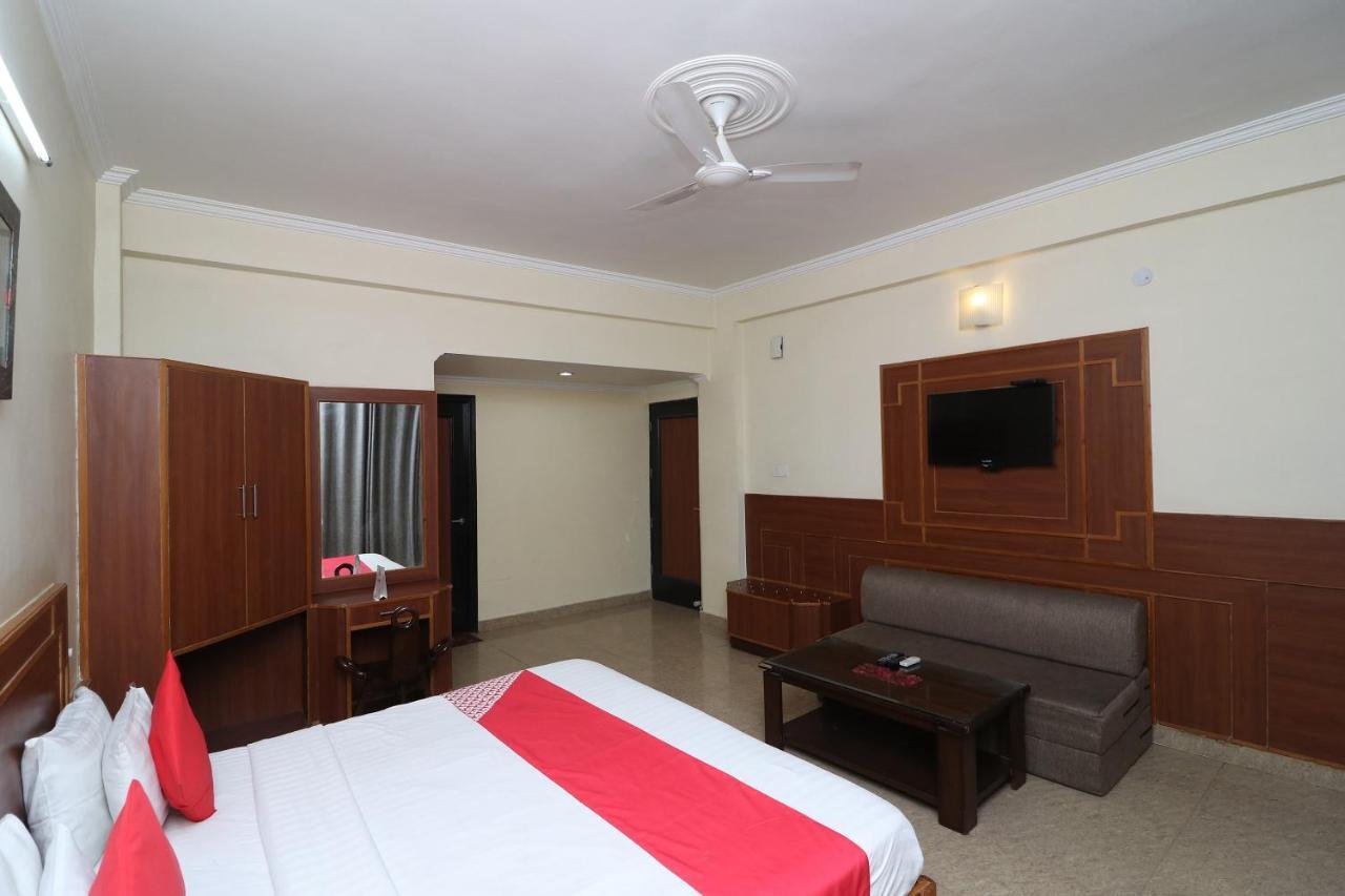 Capital O 4747 Imperial Hotel Katra Katra  Extérieur photo